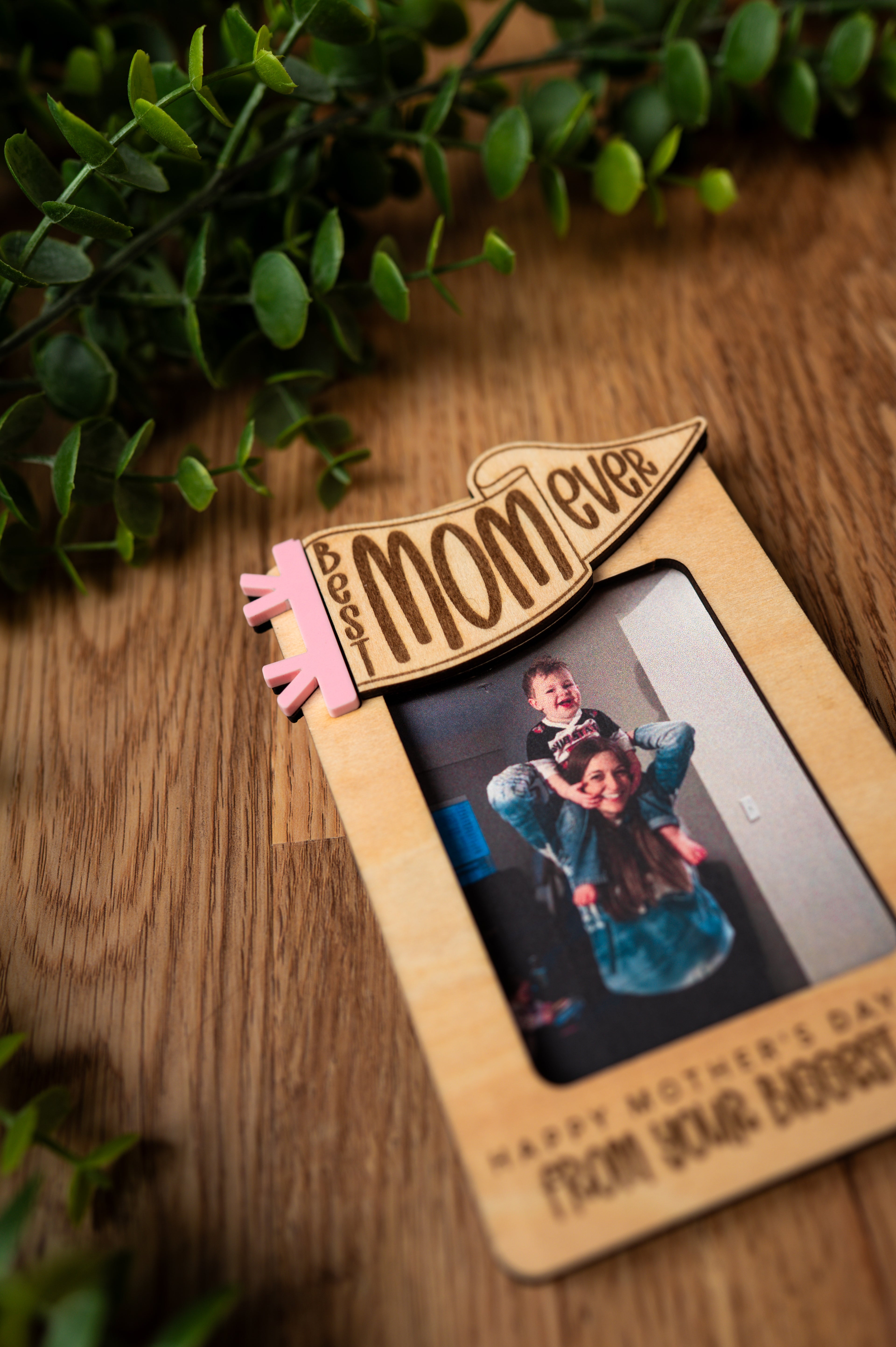 Personalized Mother’s Day Photo Frame | Wallet Size Picture Holder | Layered Wood Frame with Pink Acrylic | Mom, Mama, Nana Gift | Fridge Magnet or Car Visor Clip